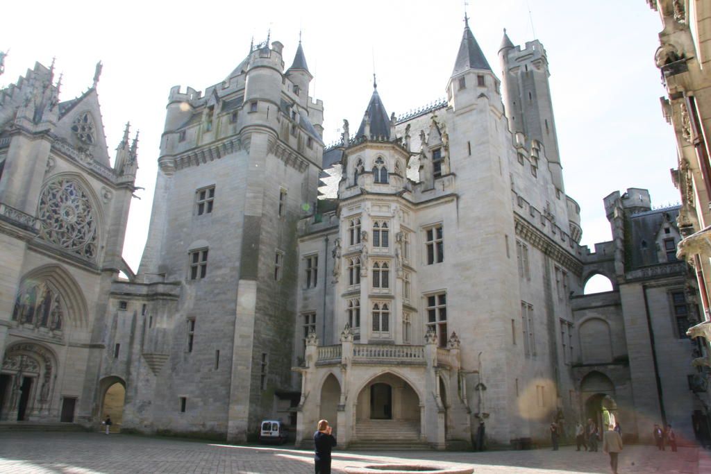 Tour of the Château de Pierrefonds
