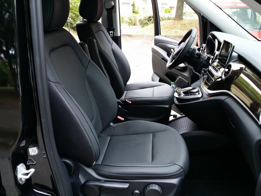 Car gallery image 6